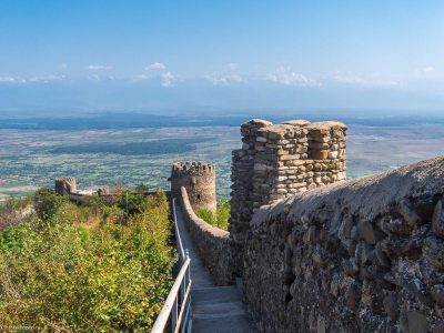 THE FORTRESS WALL IN THE CITY OF SIGNAHI