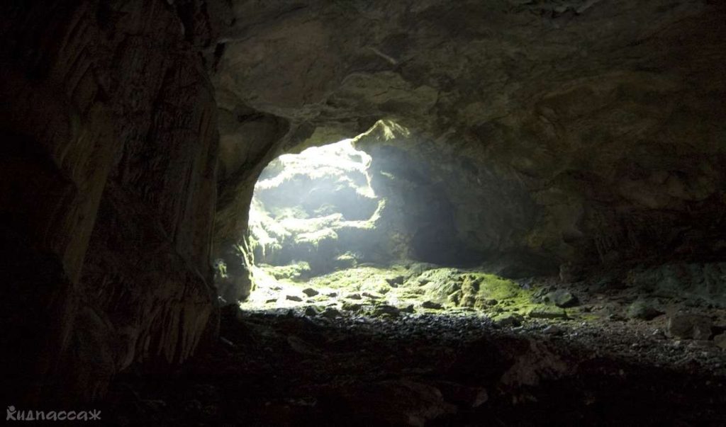 The longest cave in the world! 